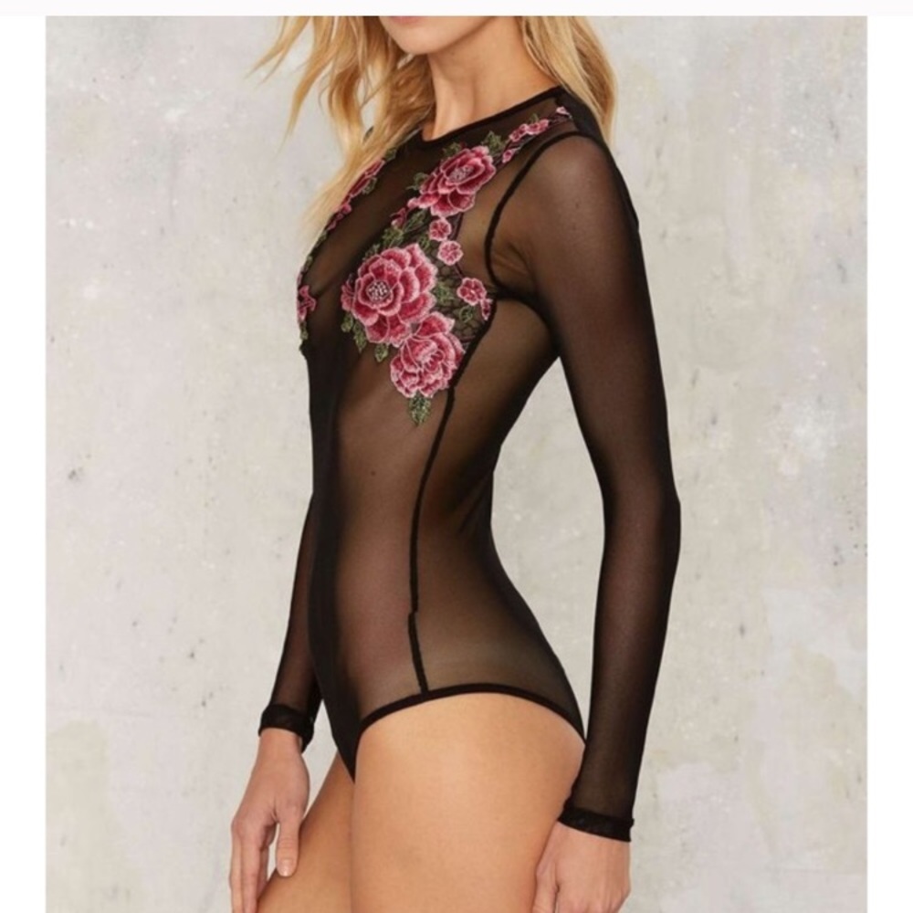 Blooming mesh body suit